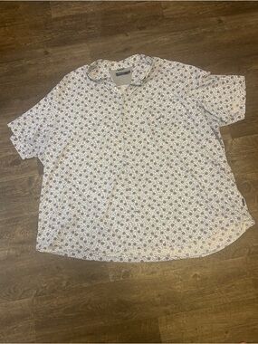 Nautica White Short-Sleeve Button-Down with Purple Floral Print